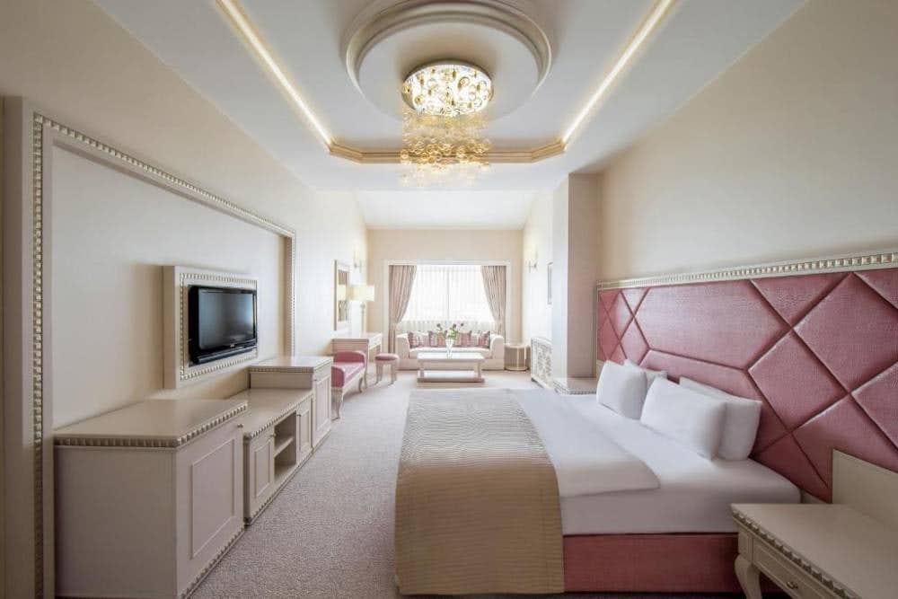 Qafqaz Riverside Hotel - photo 1
