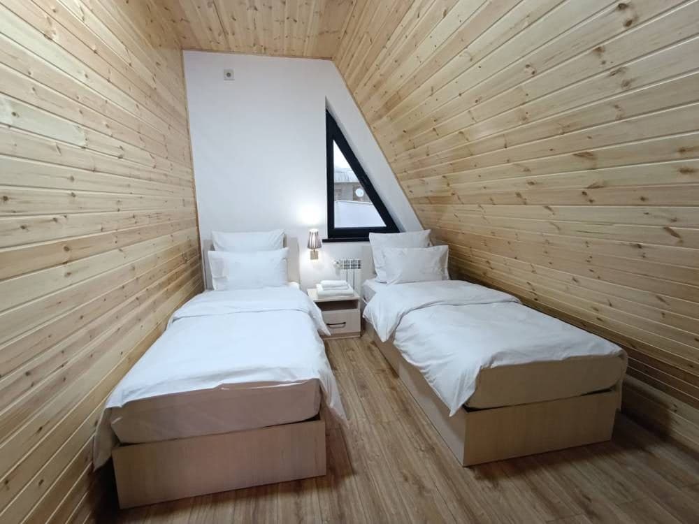 Qafqaz A-Frame Sheki – 3-bedroom, 2-bathroom cozy A-Frame rental with nature view - photo 15