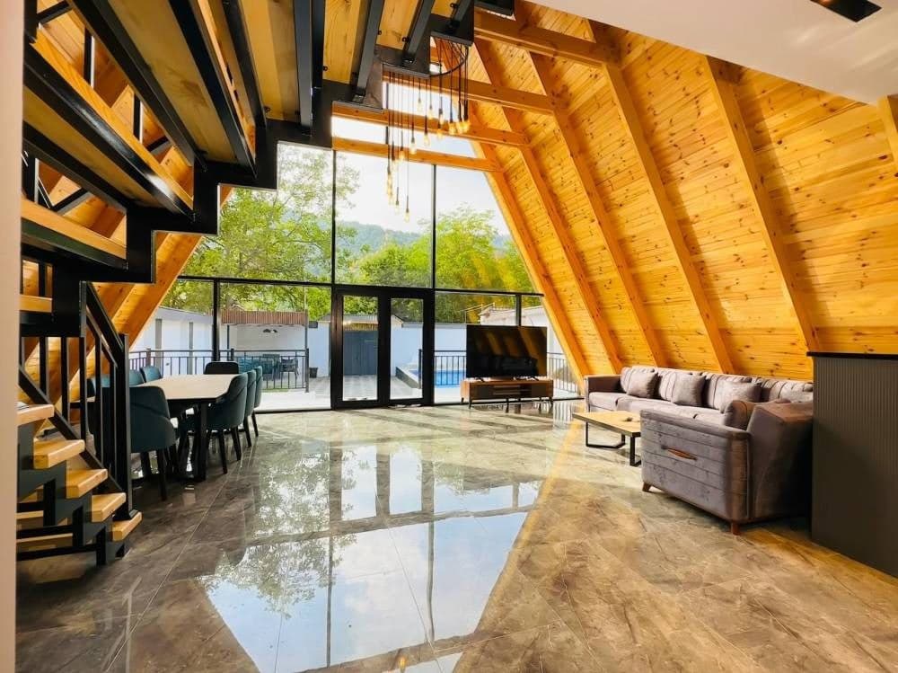Qafqaz Wooden Chalet - photo 10