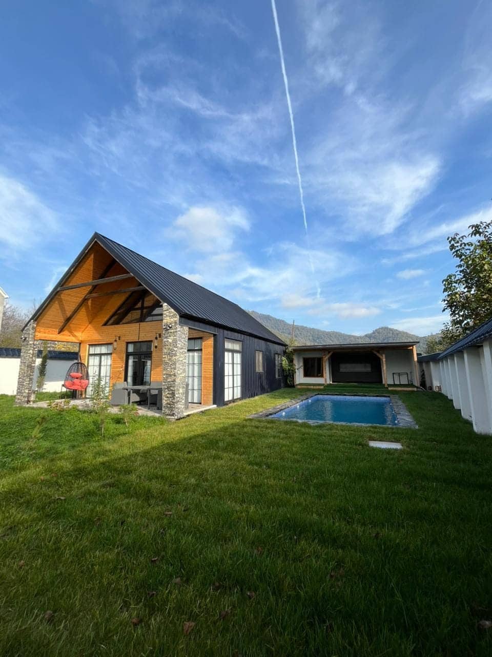 Qafqaz Suite Wood Stack