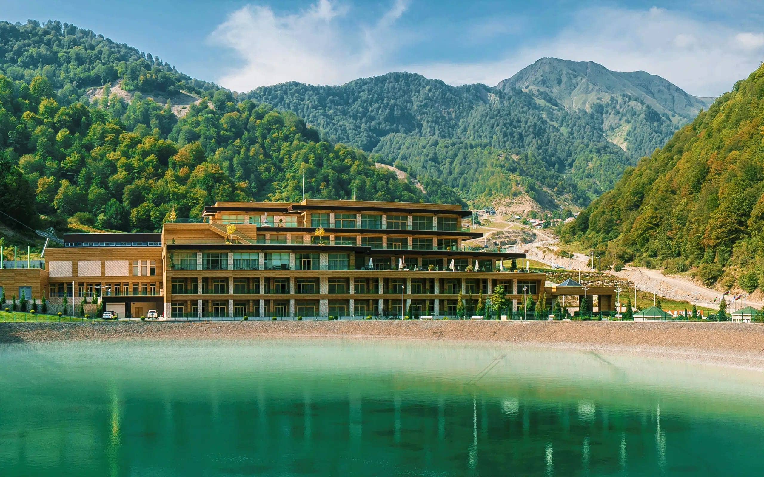 Qafqaz Tufandag Mountain Resort Hotel