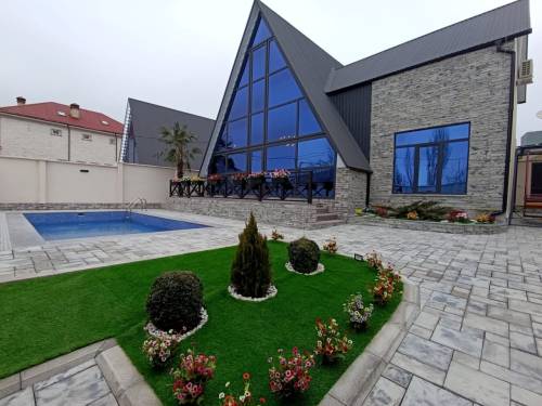 Qafqaz A-Frame Sheki – 3-bedroom, 2-bathroom cozy A-Frame rental with nature view